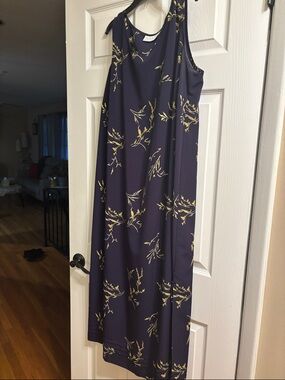 Navy Floral Sleeveless Maxi Dress